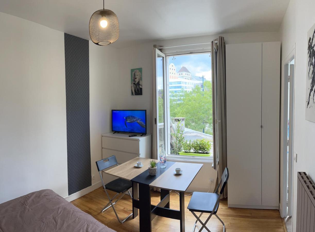 Studio De Charme Pantin Zewnętrze zdjęcie